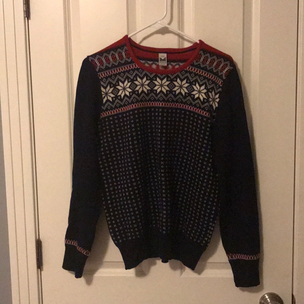 Dale of Norway Women’s Medium Wool Sweater